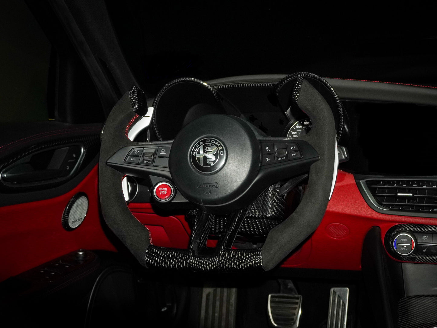 Alfa Romeo Giulia Carbon Steering Wheel